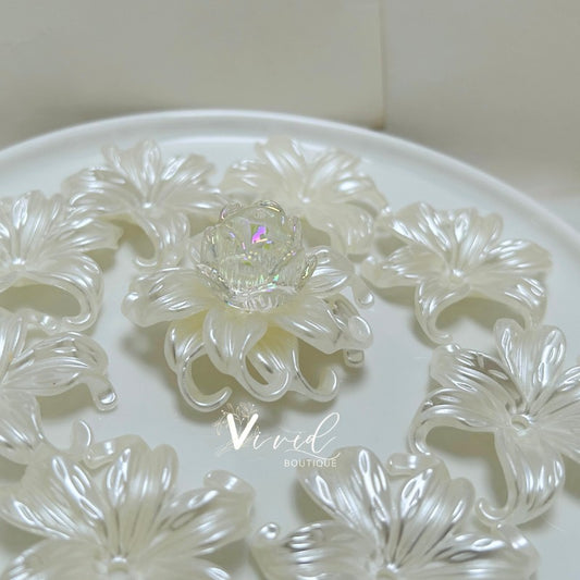 45MM Pearl Luster Flower 100PK